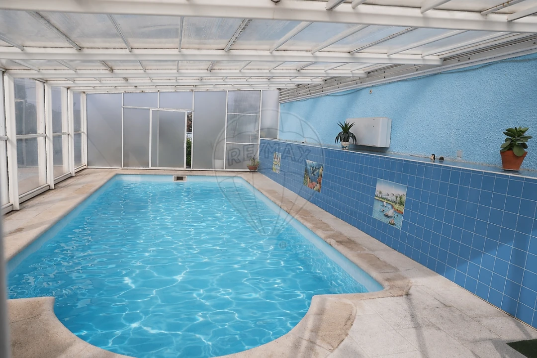 Moradia T5 para Venda em Arcozelos Foto 31