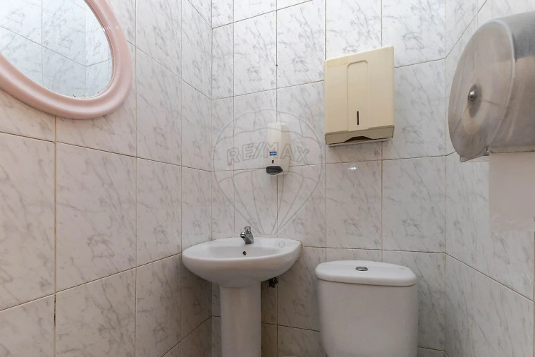 Negócio para Venda em Santa Marinha e São Pedro da Afurada Foto 20