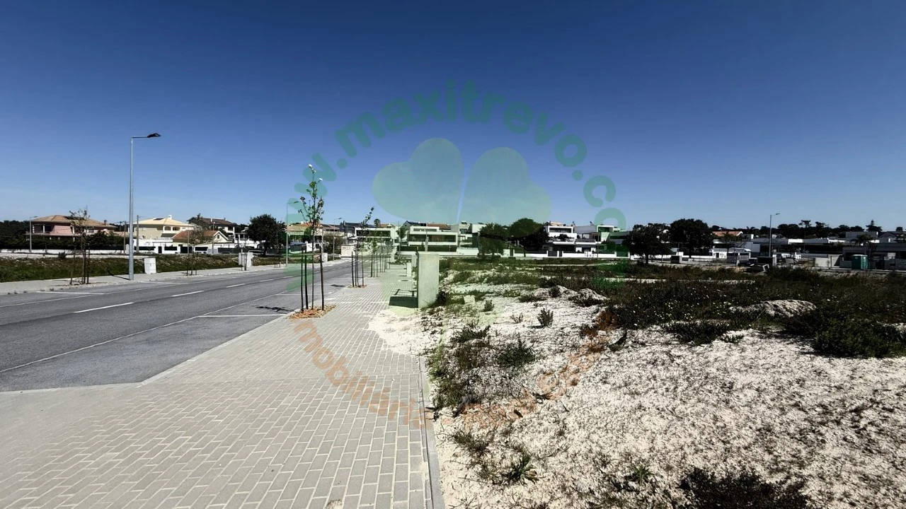 Terreno para Venda em Amora Foto 6