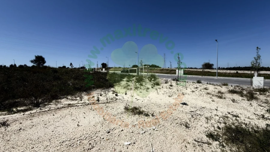 Terreno para Venda em Amora Foto 5