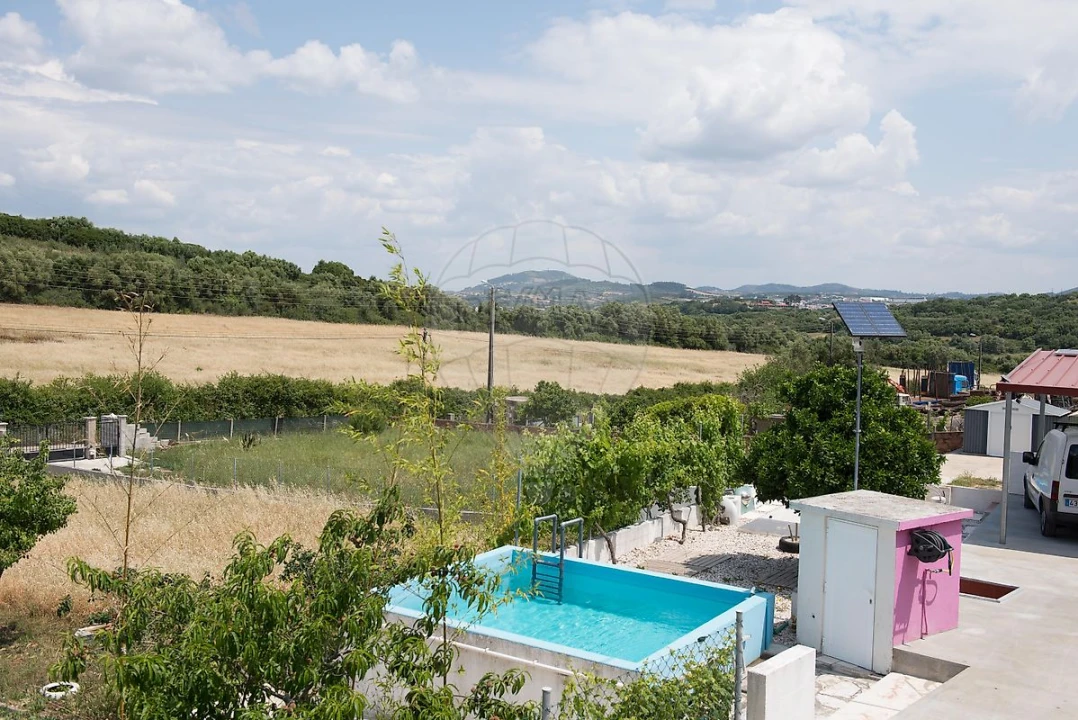 Terreno para Venda em Almargem do Bispo, Pêro Pinheiro e Montelavar Foto 1