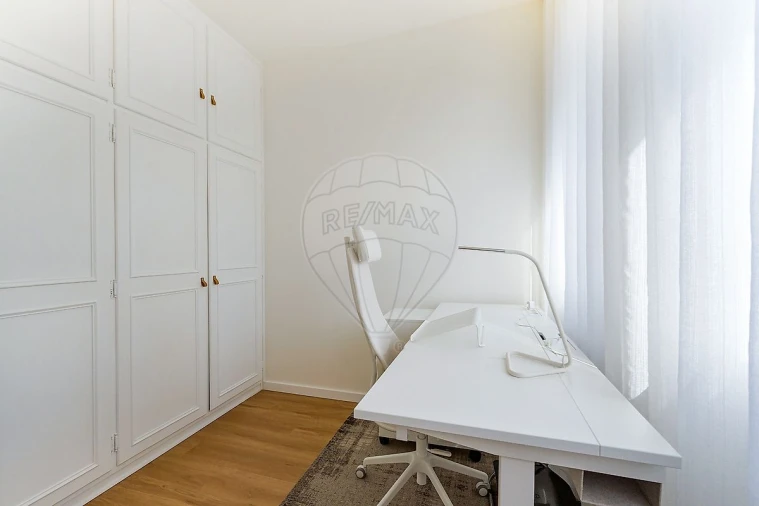 Moradia T4 para Venda em Campanhã Foto 21