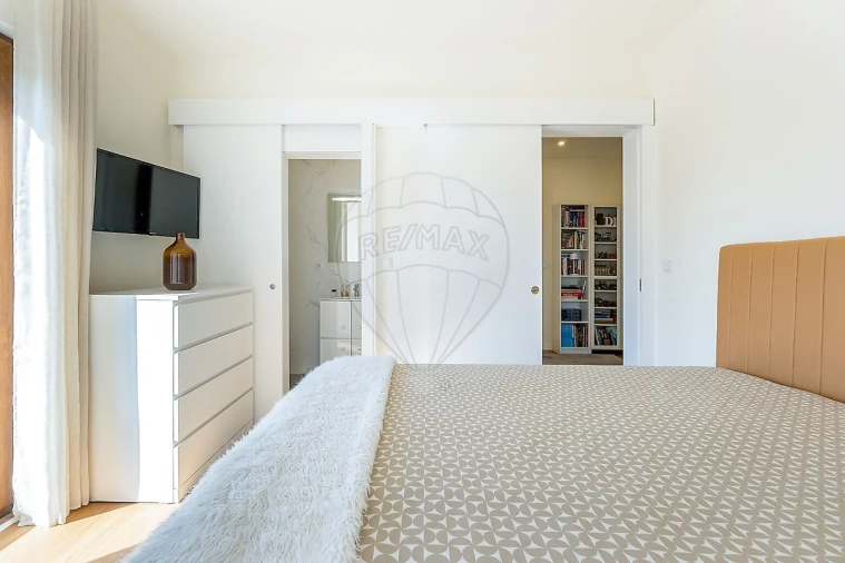 Moradia T4 para Venda em Campanhã Foto 23