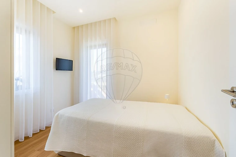 Moradia T4 para Venda em Campanhã Foto 16