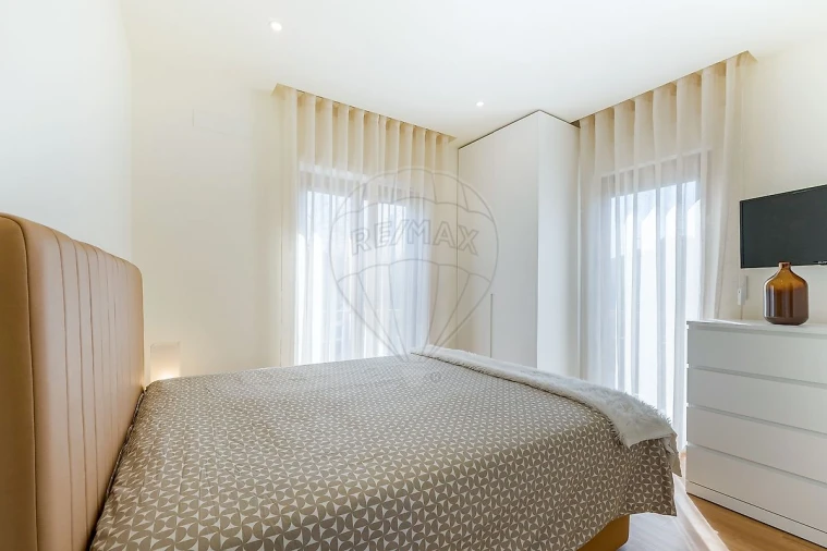 Moradia T4 para Venda em Campanhã Foto 22