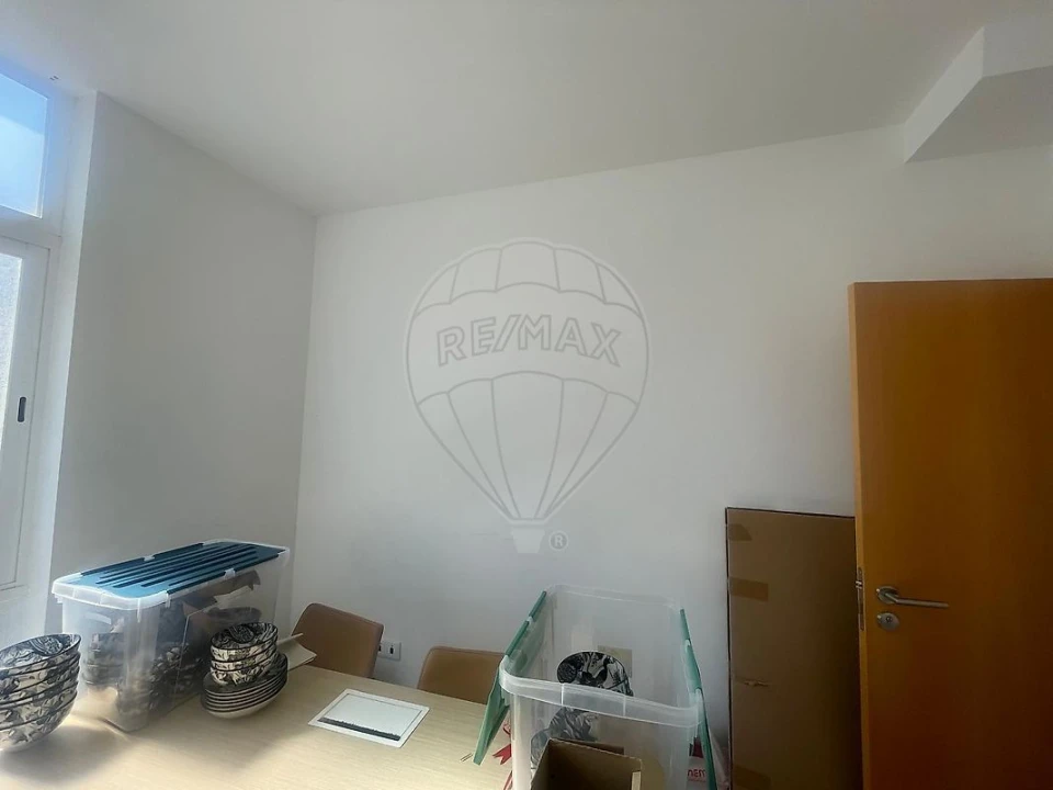 Escritório para Arrendamento em Vialonga Foto 6