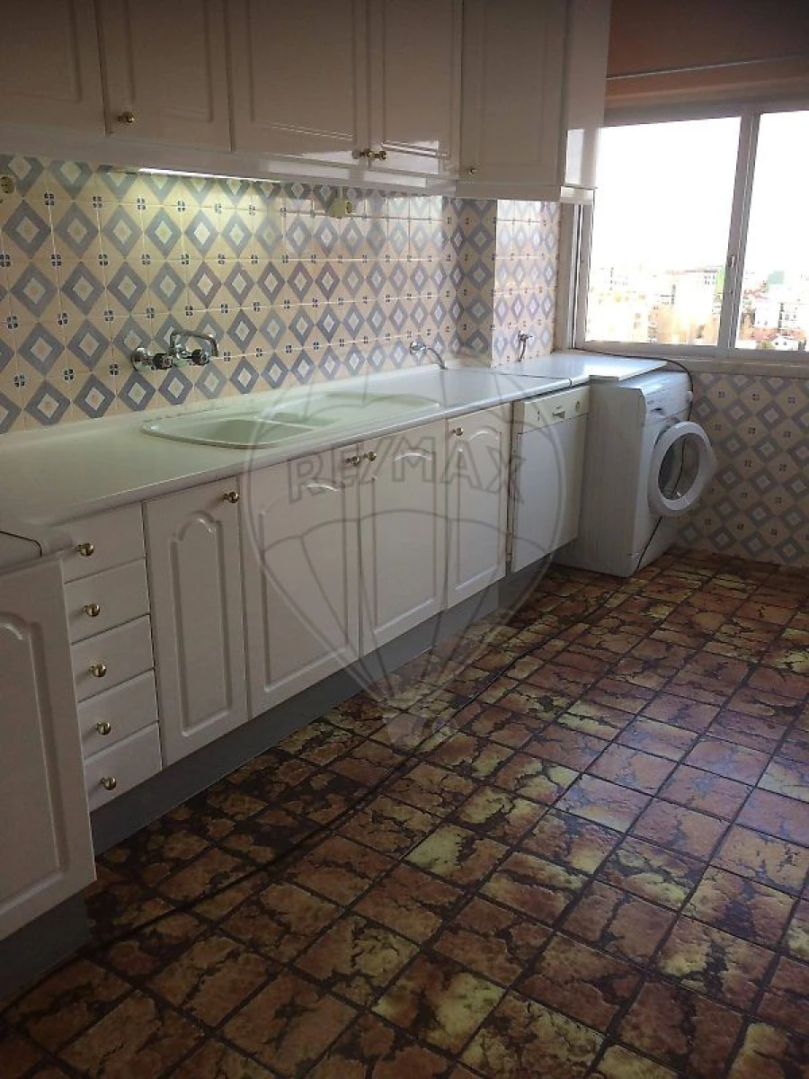 Apartamento T2 para Venda em Alverca do Ribatejo e Sobralinho Foto 8