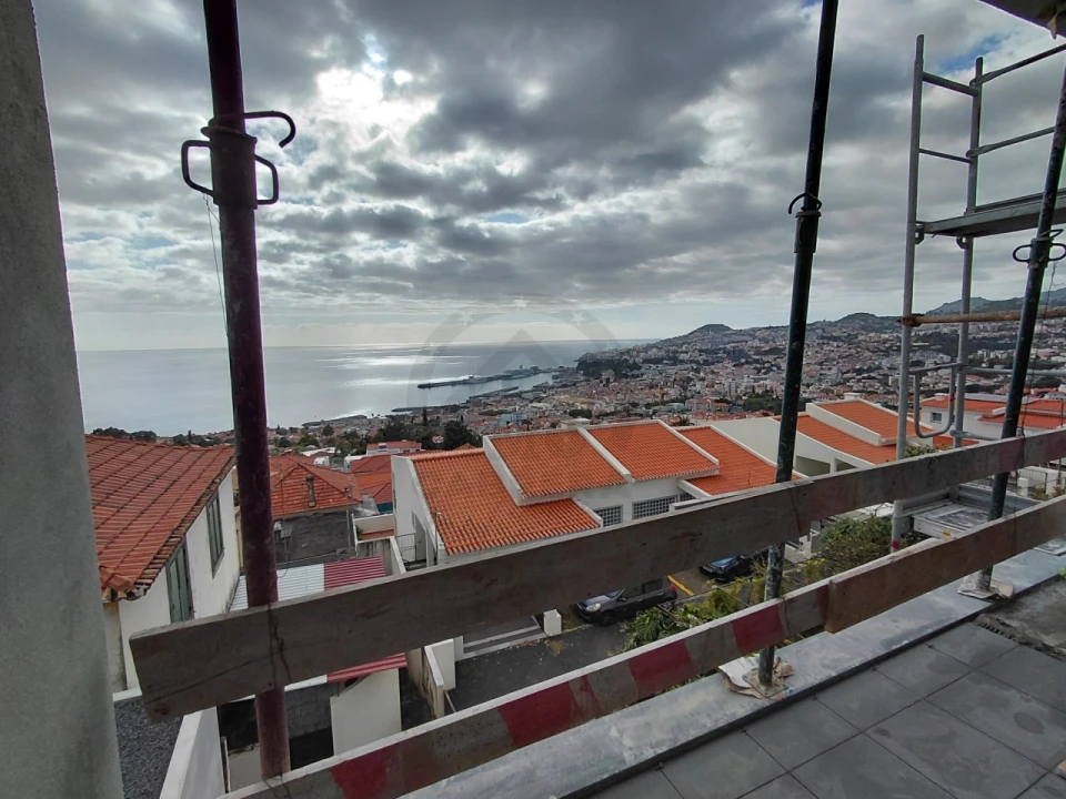 Apartamento T2 para Venda em Funchal (Santa Maria Maior) Foto 14