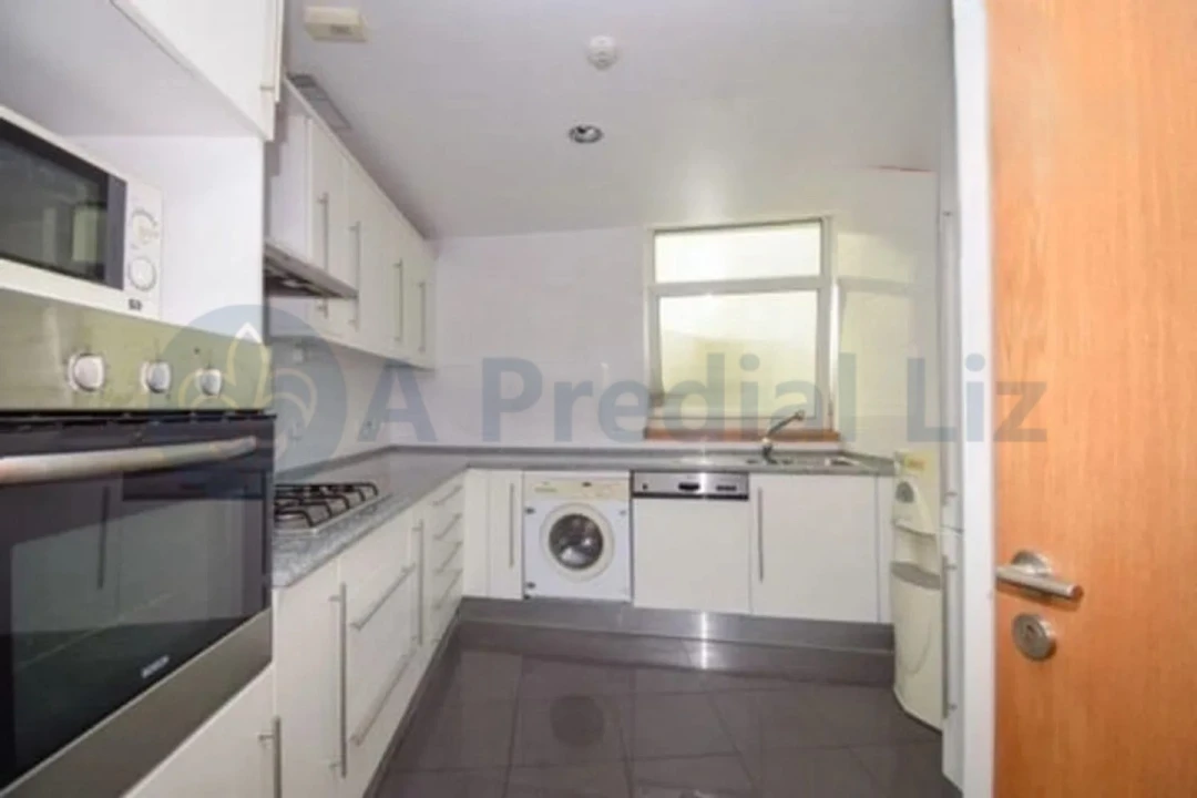 Apartamento T3 para Venda em Parque das Nações Foto 3