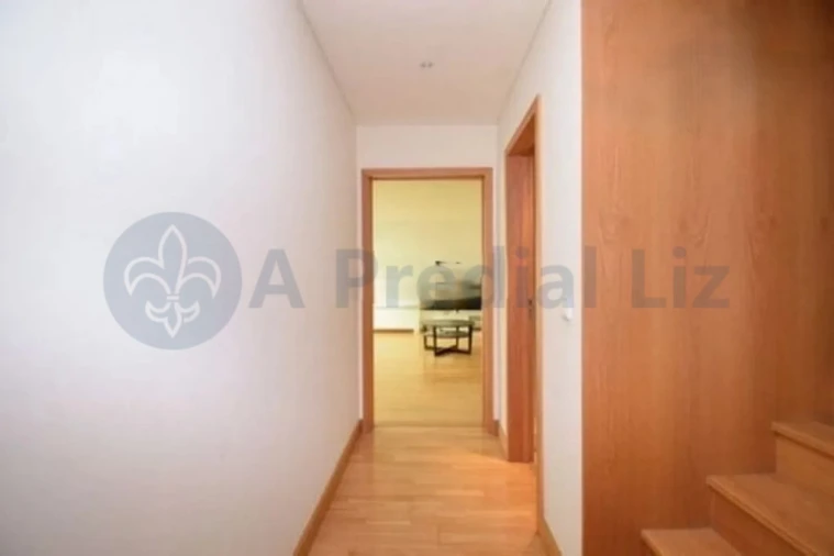 Apartamento T3 para Venda em Parque das Nações Foto 2