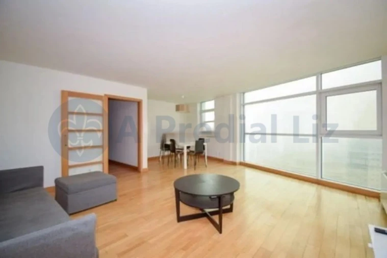 Apartamento T3 para Venda em Parque das Nações Foto 7