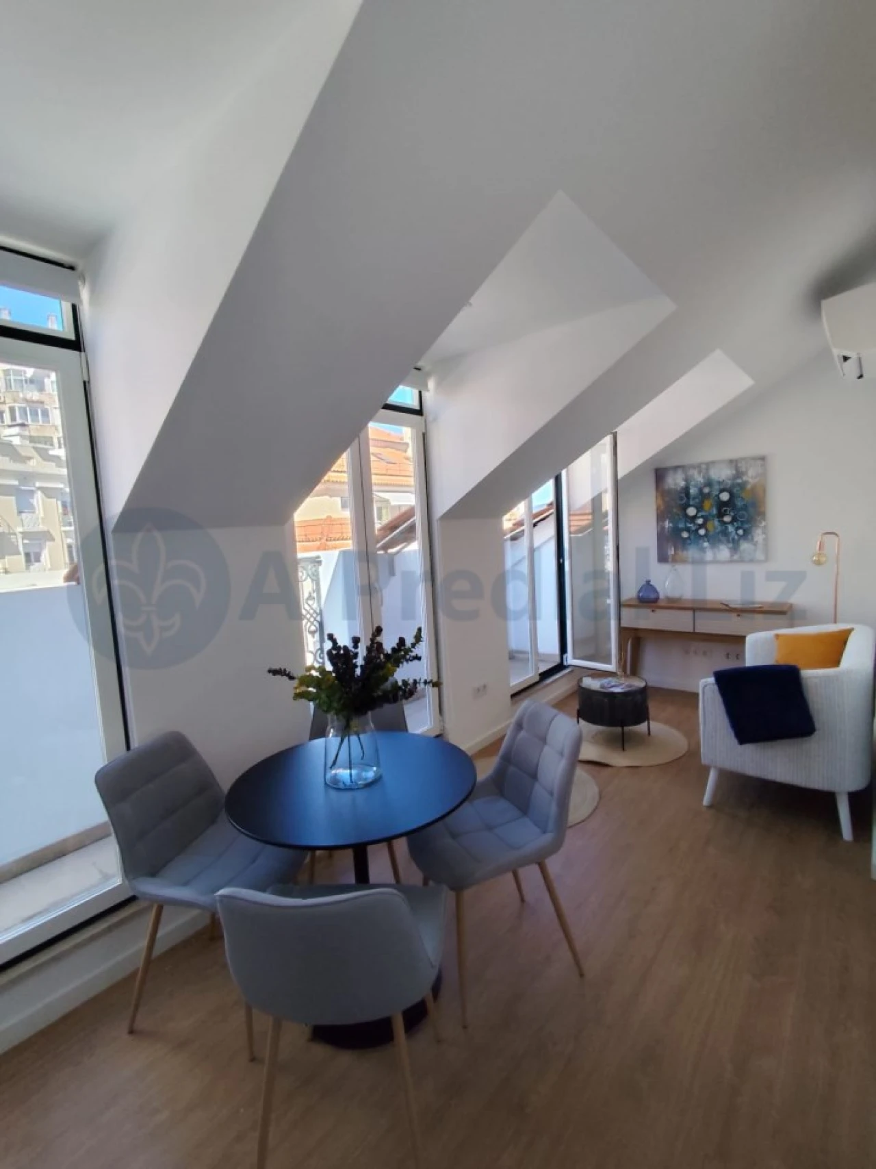 Apartamento T2 para Venda em São Vicente Foto 1