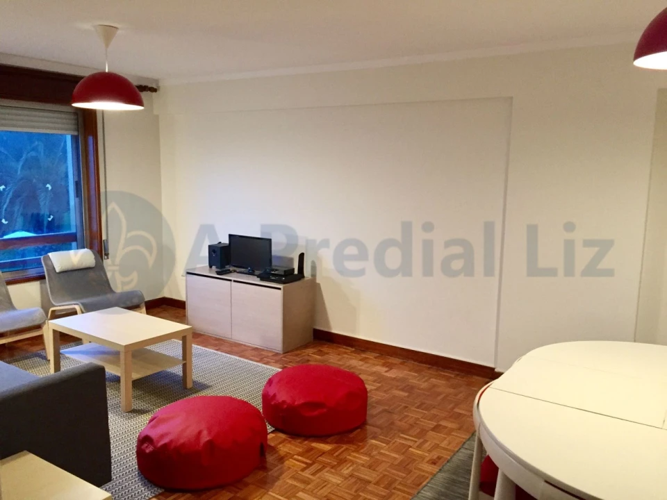 Apartamento T3 para Venda em Campanhã Foto 3