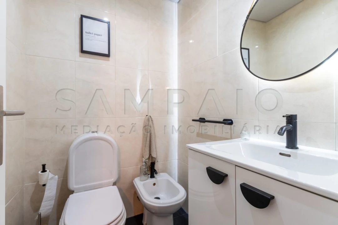 Moradia T4 para Venda em Fânzeres e São Pedro da Cova Foto 19