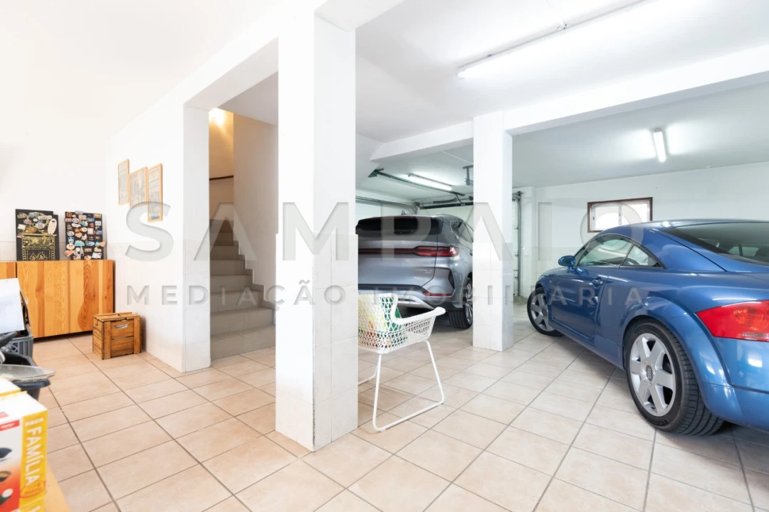 Moradia T4 para Venda em Fânzeres e São Pedro da Cova Foto 41