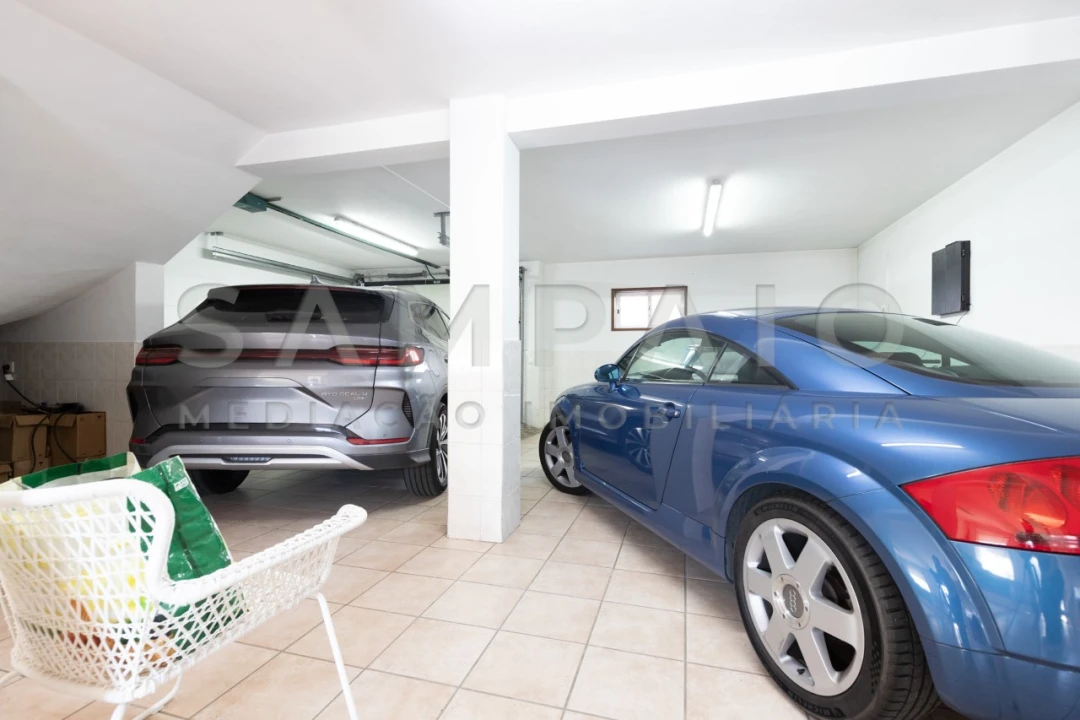 Moradia T4 para Venda em Fânzeres e São Pedro da Cova Foto 42