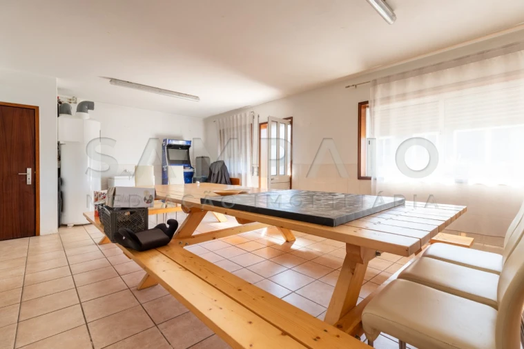 Moradia T4 para Venda em Fânzeres e São Pedro da Cova Foto 40