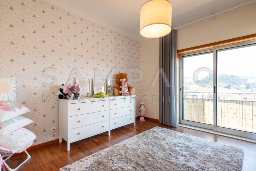 Apartamento T3 para Venda em Fânzeres e São Pedro da Cova Foto 21