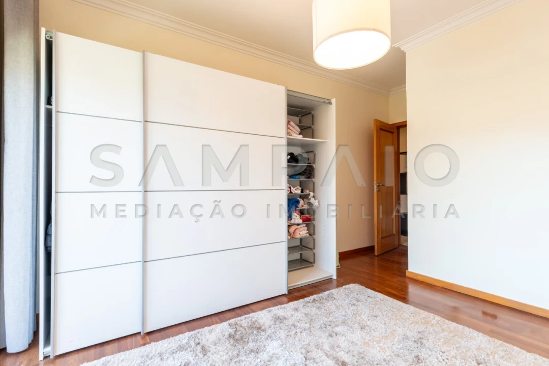 Apartamento T3 para Venda em Fânzeres e São Pedro da Cova Foto 24