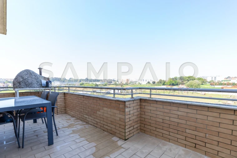 Apartamento T3 para Venda em Fânzeres e São Pedro da Cova Foto 5