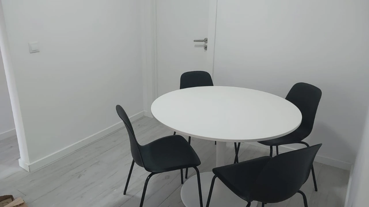 Quarto para Arrendamento em Ajuda Foto 4