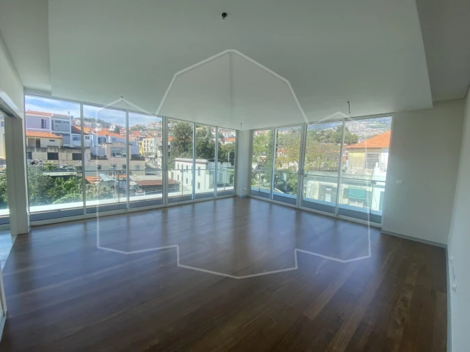 Apartamento T3 para Venda em Funchal (Se) Foto 1