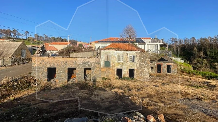 Moradia para Venda em Fajã da Ovelha