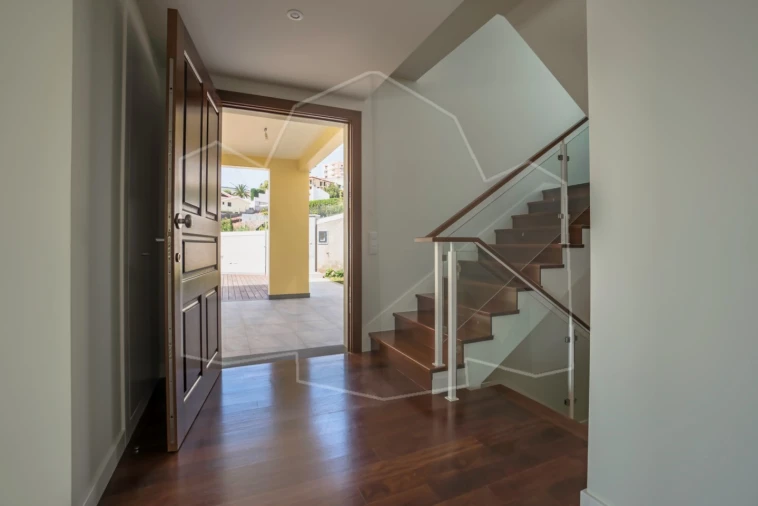 Moradia T3 para Venda em São Martinho Foto 2