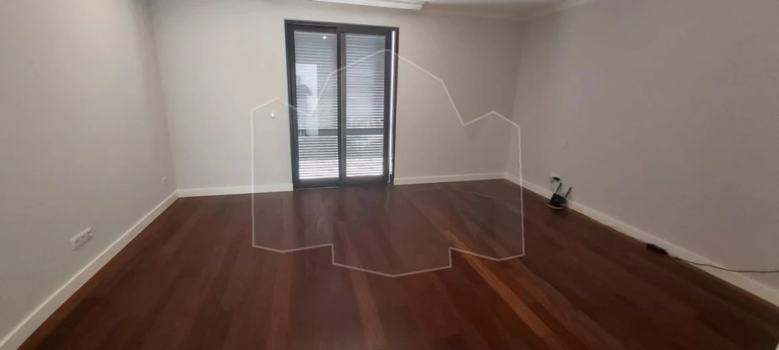 Moradia T3 para Venda em São Martinho Foto 10