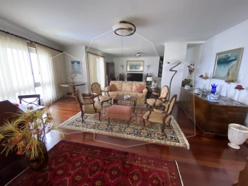 Apartamento T5 para Venda em São Martinho