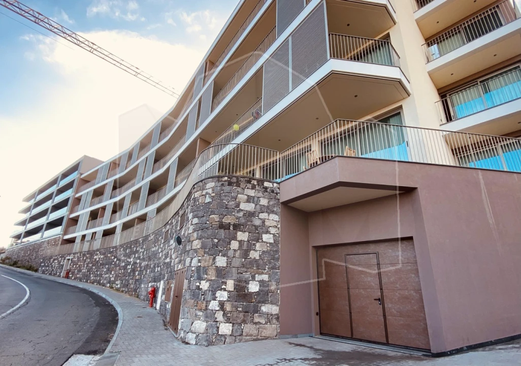 Apartamento T2 para Venda em Camara de Lobos Foto 16