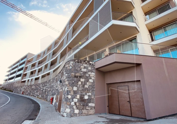 Apartamento T2 para Venda em Camara de Lobos Foto 16