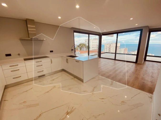 Apartamento T4 para Venda em São Martinho Foto 6