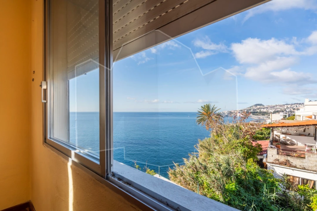 Moradia T7 para Venda em Funchal (Santa Maria Maior) Foto 11