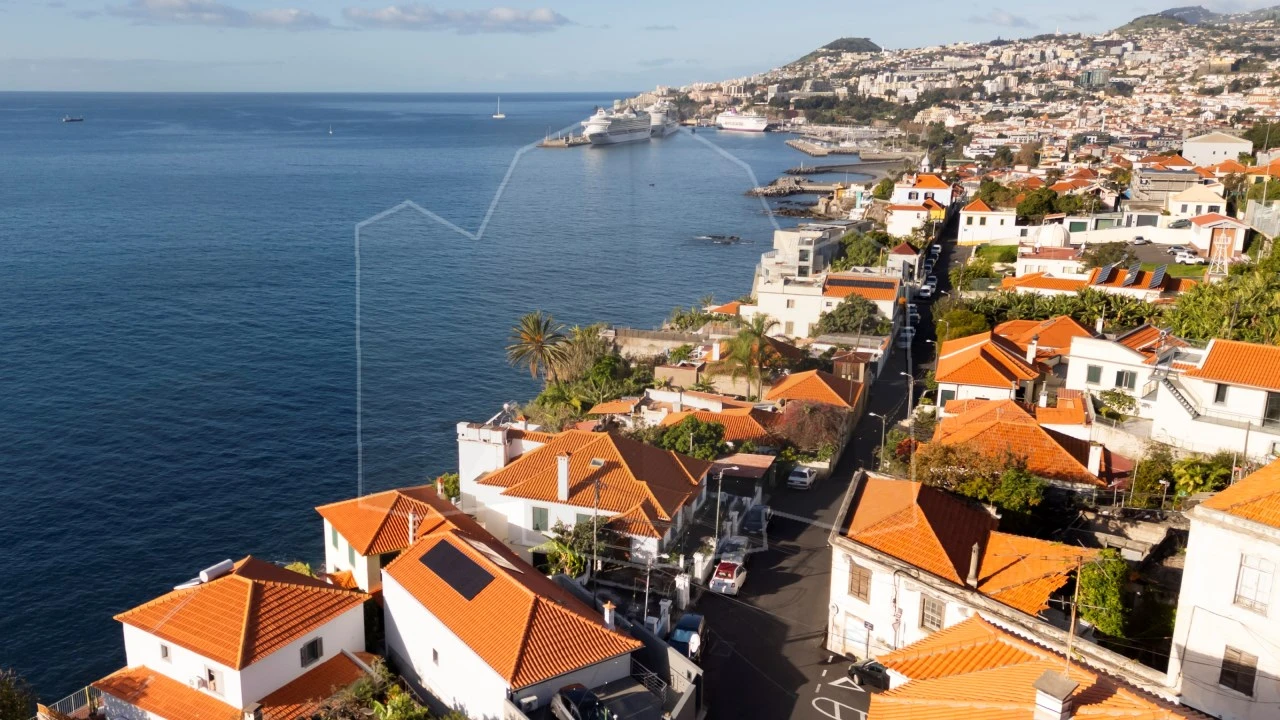 Moradia T7 para Venda em Funchal (Santa Maria Maior) Foto 15