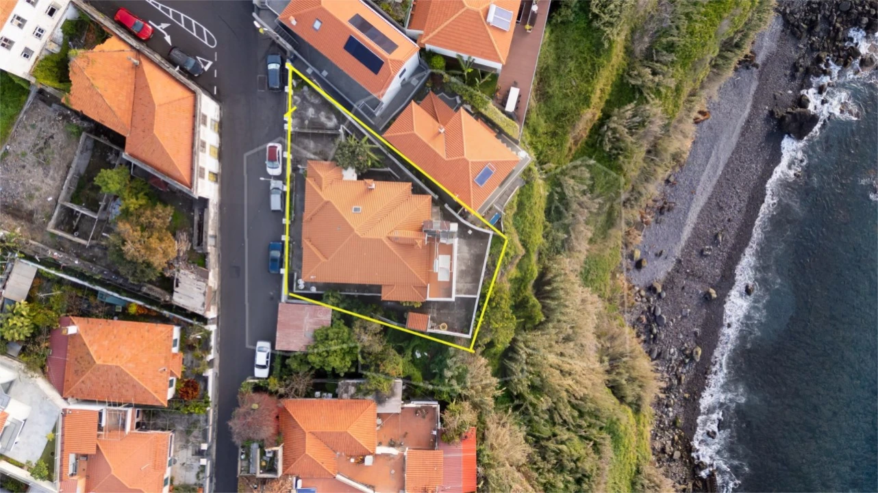 Moradia T7 para Venda em Funchal (Santa Maria Maior) Foto 23