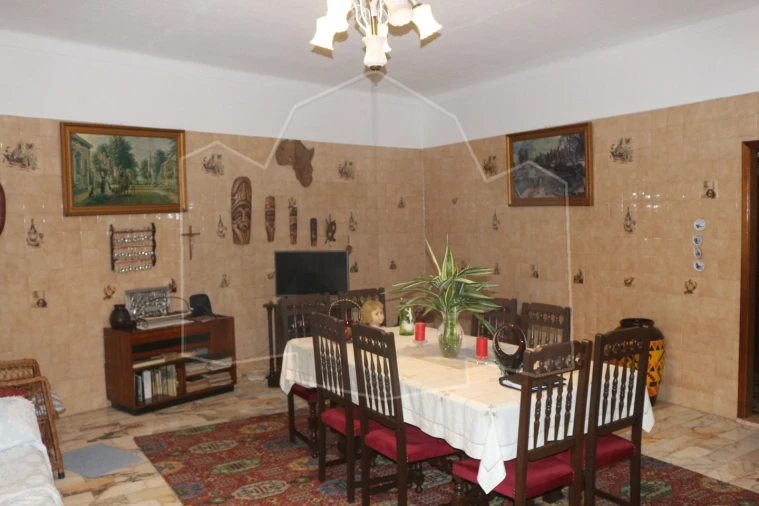 Moradia T4 para Venda em São Martinho Foto 8