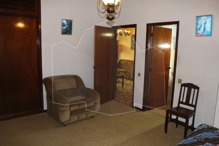 Moradia T4 para Venda em São Martinho Foto 18