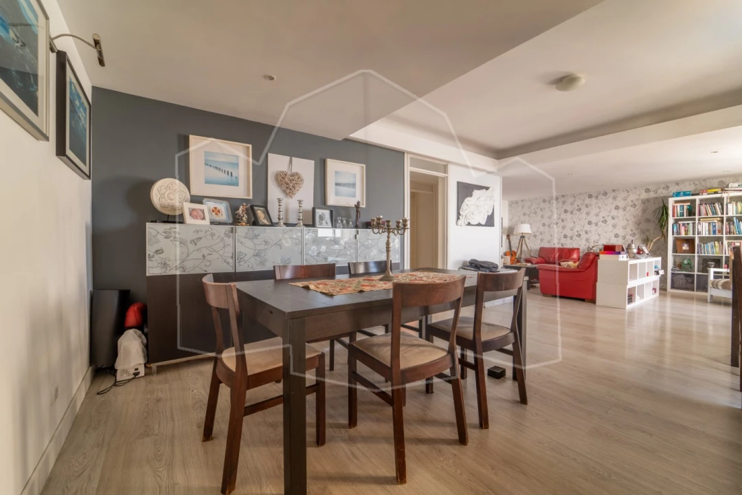 Apartamento T3 para Venda em São Martinho Foto 6