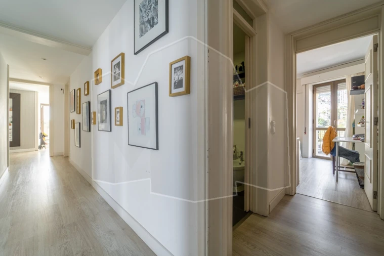 Apartamento T3 para Venda em São Martinho Foto 13