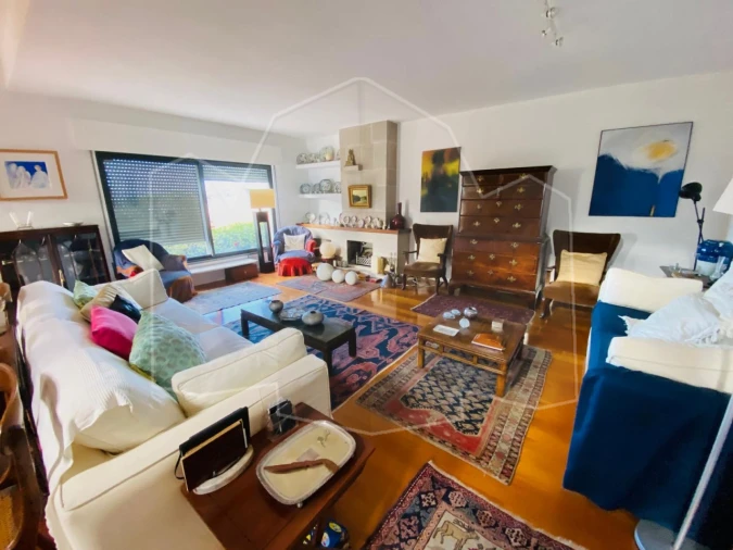 Moradia T3 para Venda em Funchal (Santa Maria Maior) Foto 5