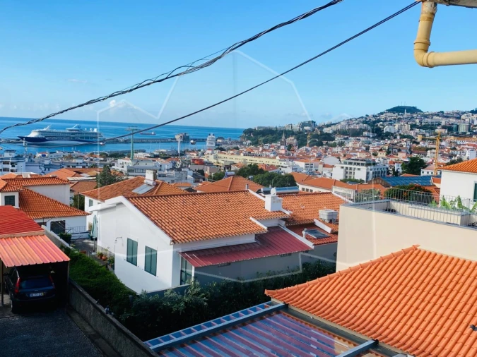 Moradia T3 para Venda em Funchal (Santa Maria Maior) Foto 14