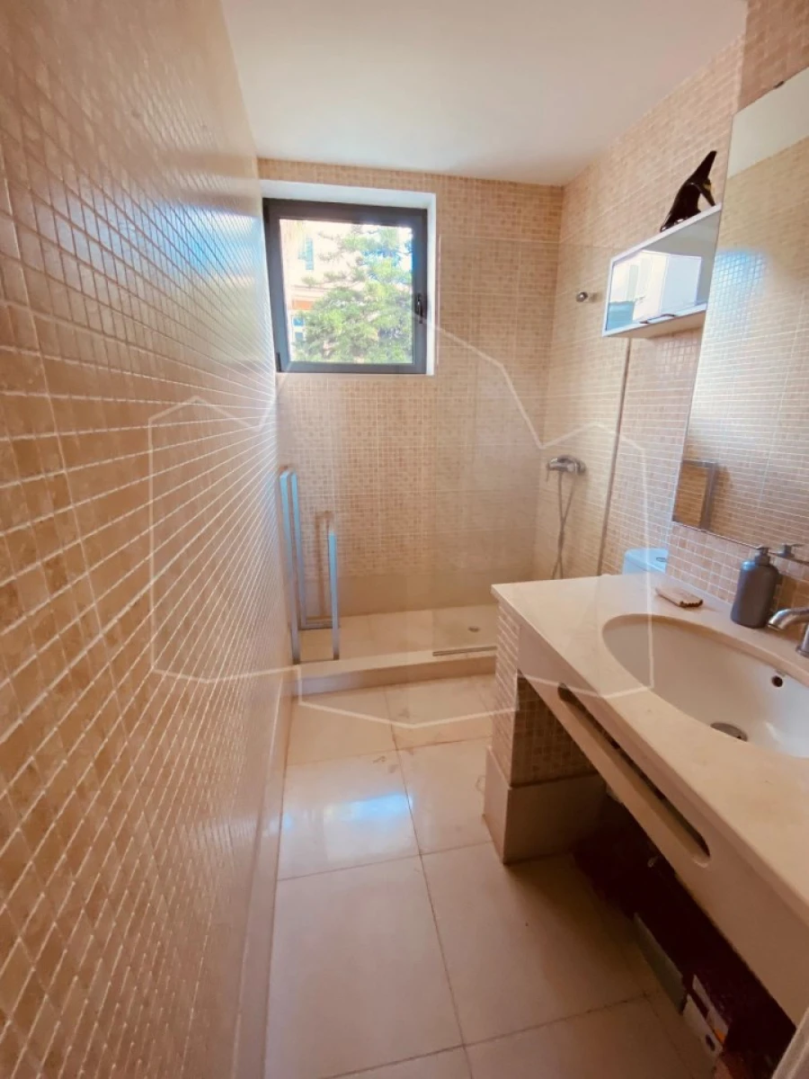 Moradia T3 para Venda em Funchal (Santa Maria Maior) Foto 16