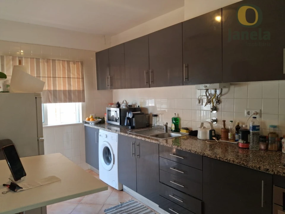 Apartamento T2 para Venda em Faro (Sé e São Pedro) Foto 1