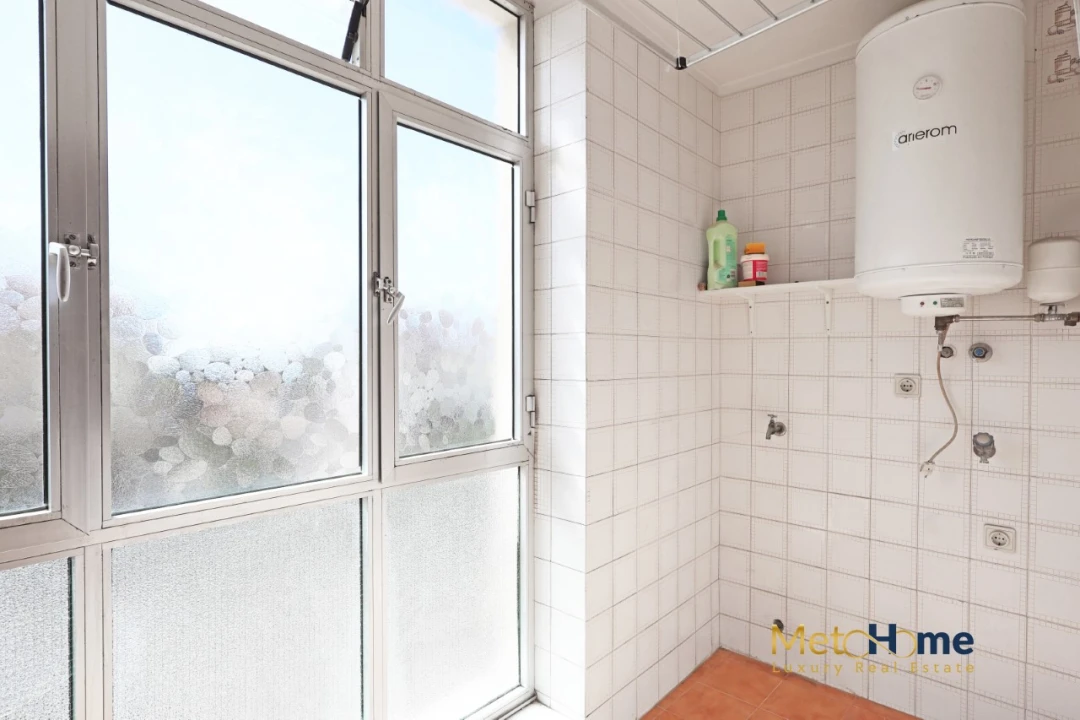 Apartamento T2 para Venda em Mafamude e Vilar do Paraíso Foto 14