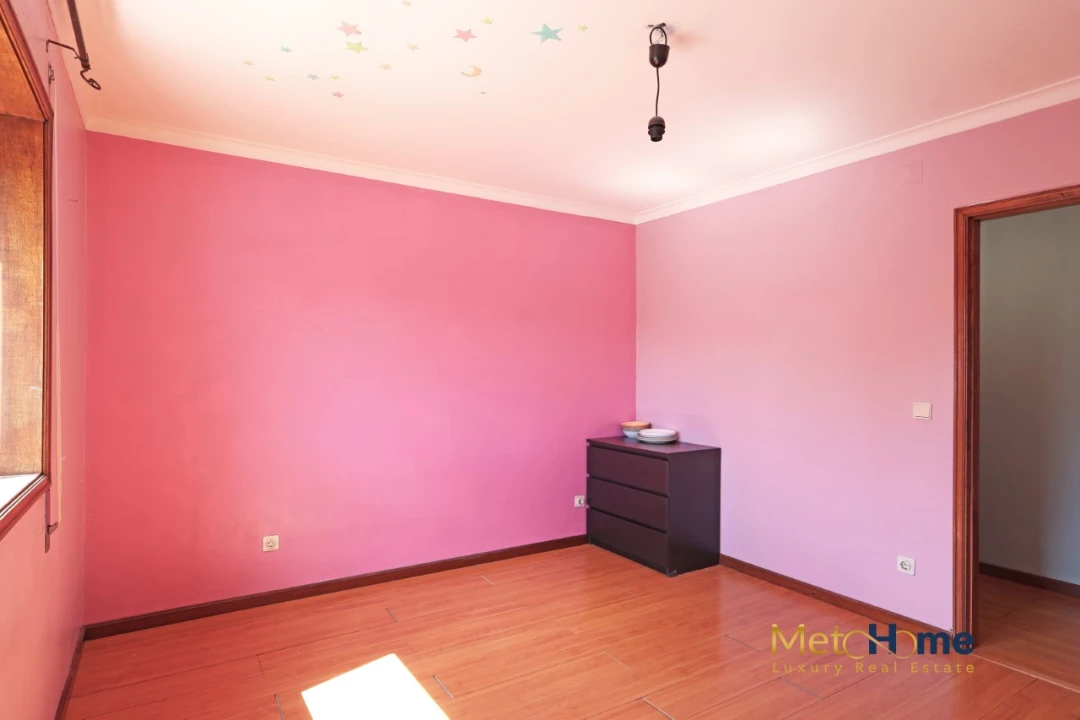 Apartamento T2 para Venda em Mafamude e Vilar do Paraíso Foto 27