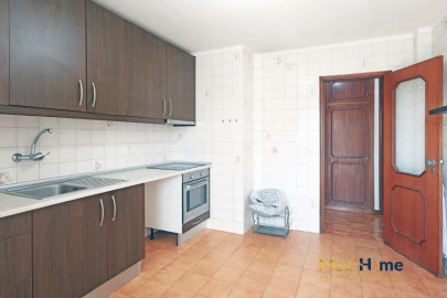 Apartamento T2 para Venda em Mafamude e Vilar do Paraíso