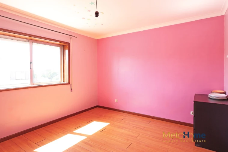 Apartamento T2 para Venda em Mafamude e Vilar do Paraíso Foto 26