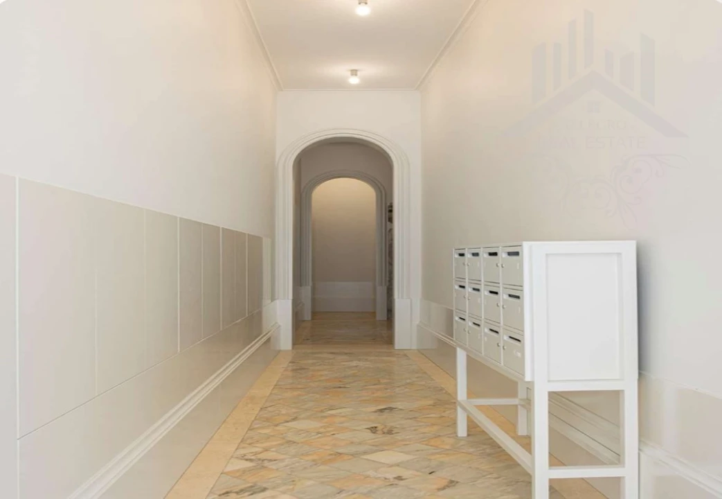 Apartamento para Venda em Cedofeita, Santo Ildefonso, Sé, Miragaia, São Nicolau e Vitória Foto 33