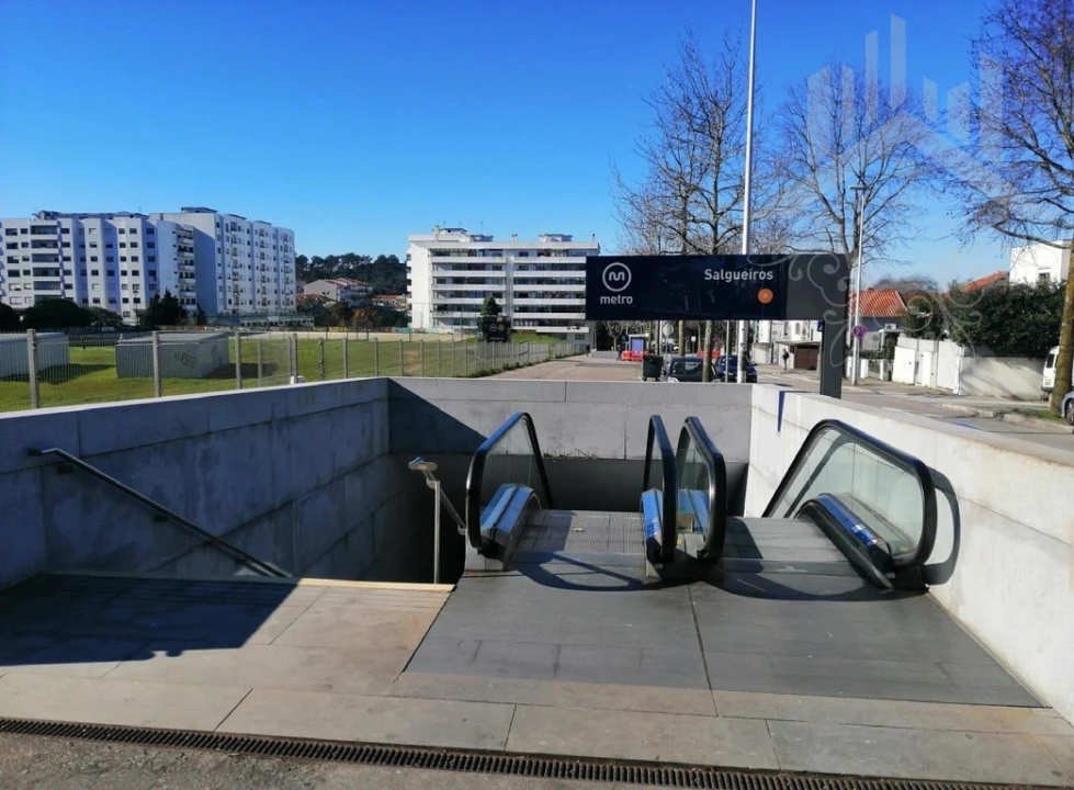 Apartamento T2 para Venda em Paranhos Foto 14
